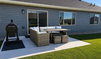 214 Woolgrass Way, Avon, MN 56310
