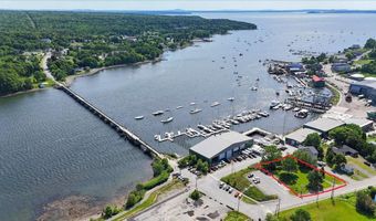 104 Front St, Belfast, ME 04915