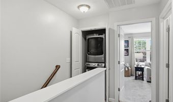 100 Woodlawn Ave 3, North Providence, RI 02904