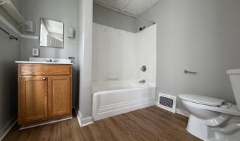 15-17 Pleasant St, Auburn, ME 04210