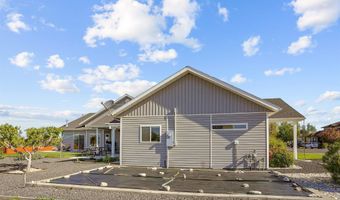 930 Applewood Dr, Buhl, ID 83316