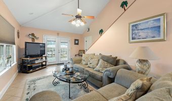 10052 New Mexico St, Bay St. Louis, MS 39520