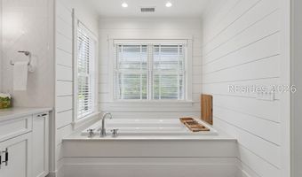 752 Old Moreland Rd, Bluffton, SC 29910