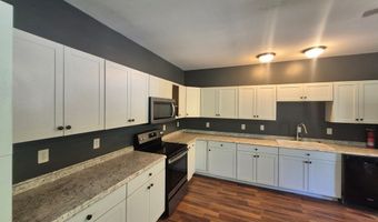 7041 Hancock Dr, Bay St. Louis, MS 39520