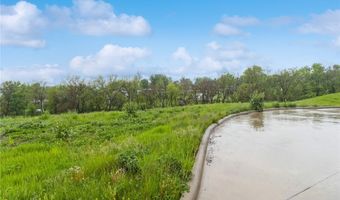 1015 Madison Ave, Adair, IA 50002