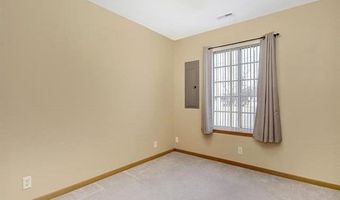 616 Autumn Ridge Ct, Andover, KS 67002