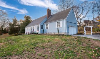 109 Old Post Rd, Clinton, CT 06413