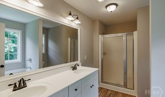 560 Bethany Ct, Athens, GA 30606