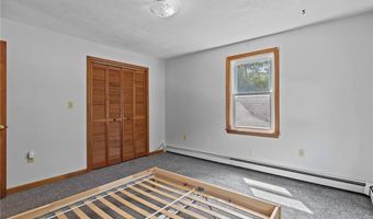 394 Maureen Cir, Burrillville, RI 02839
