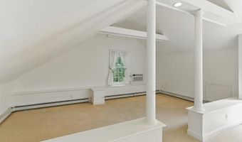 68 Perry Rd, Bedford, NH 03110