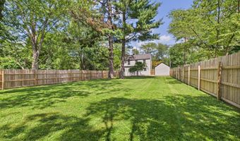 5 Willow Rd, Anderson, IN 46011