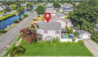 29 North Plz, Amity Harbor, NY 11701