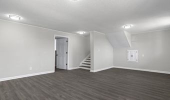 2014 W Lakeview Dr, Benton, AR 72015