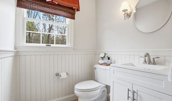 88 Drumlin Hill Rd, Bolton, MA 01740