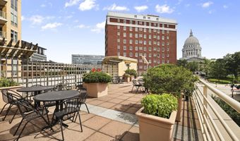 111 N Hamilton St 202, Madison, WI 53703