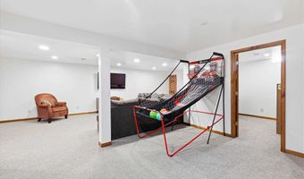 N9433 EVAN Street, Appleton, WI 54915