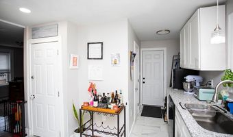 91 Ivy St, East Providence, RI 02914