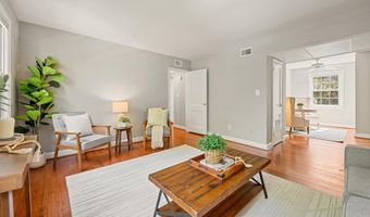706 S FAYETTE St 21, Alexandria, VA 22314