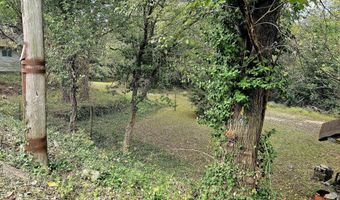 444 E 8th St, Baxter Springs, KS 66713