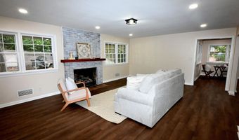 233 FAIRWAY Dr, Anniston, AL 36207