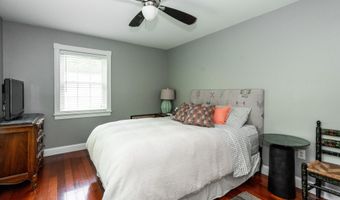20 Babbidge Rd, Falmouth, ME 04105