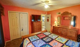 5328 Seminary Rd, Alton, IL 62002