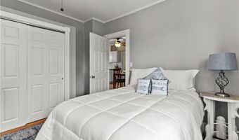 291 Maple Ave 1, Barrington, RI 02806