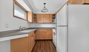11 Peter Ln, Amsterdam, NY 12010