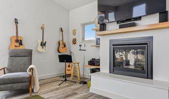20767 NE Angora Ct, Bend, OR 97701
