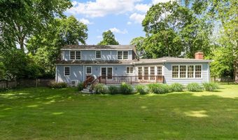 13 Carmel Rd, Andover, MA 01810