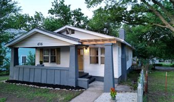 616 N 4th St, Arkansas City, KS 67005