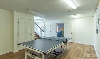 46 Foxberry Dr, Arden, NC 28704