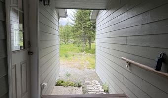 12572 E Parks Rd, Athol, ID 83801