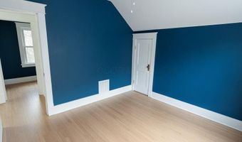 490 E Oakland Ave, Columbus, OH 43202