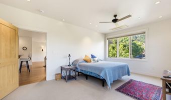 175 Lithia Way 200, Ashland, OR 97520