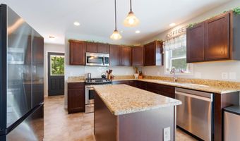 1553 MAIN St, Barnegat, NJ 08005
