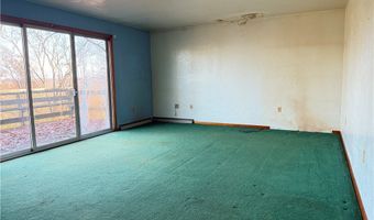 233 Horseshoe Dr, Adams Twp., PA 16046