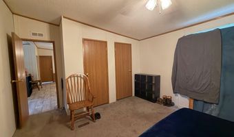 51 Tuff St, Ash Flat, AR 72513