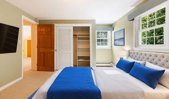 60 Boulder Dr, Auburn, ME 04210