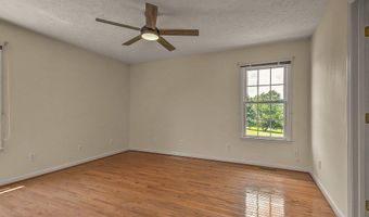 25287 Whiteridge Dr, Abingdon, VA 24211