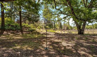 1065 Summit Lake Dr, Angwin, CA 94508