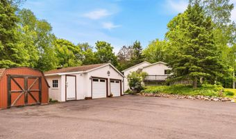 5084 Woodland Ave, Bagley, MN 55803