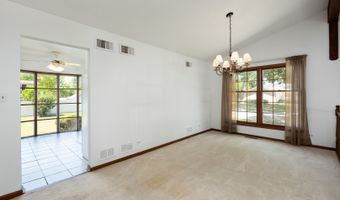 1502 S Harvard Ave, Arlington Heights, IL 60005