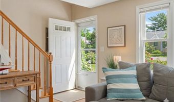 11 O'Donnell Rd, Middletown, RI 02842