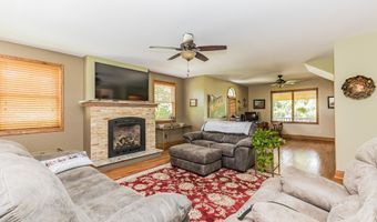 501 W Fox Lake Rd, Angola, IN 46730