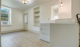 1334 Monroe St, Alton, IL 62002
