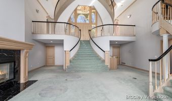 7635 Sandy Hollow Dr SE, Alto, MI 49302