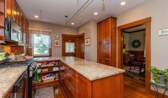 33 Murdock St, Boston, MA 02135