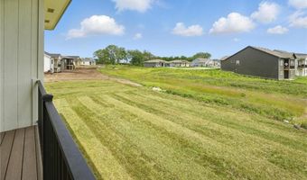 1617 Grayhawk Dr, Basehor, KS 66007