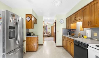 1006 Baretta Ct, Aurora, MO 65605